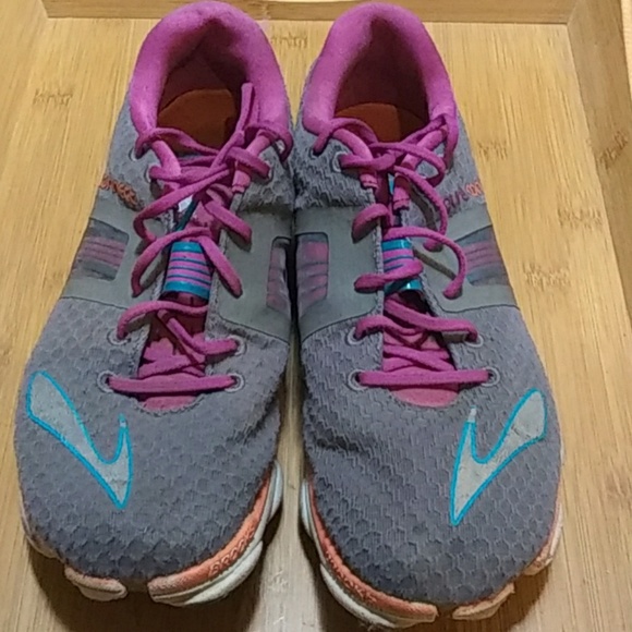 Brooks running shoes - Picture 2 of 3